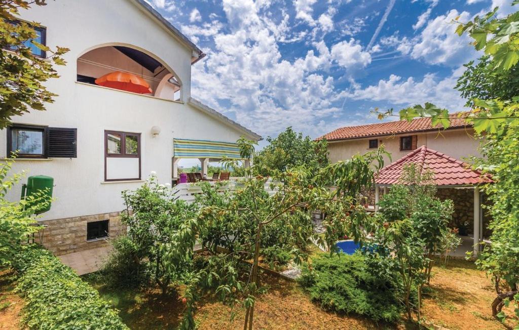 Apartments Vesna Pinezići Eksteriør billede