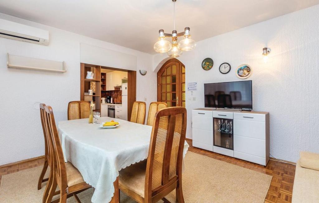 Apartments Vesna Pinezići Eksteriør billede